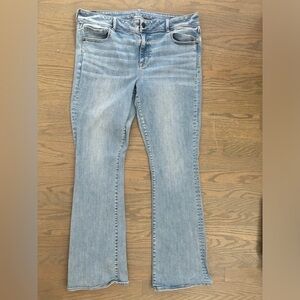 American Eagle Kick Boot Light Wash Boot Cut Jeans women’s size 20 Long